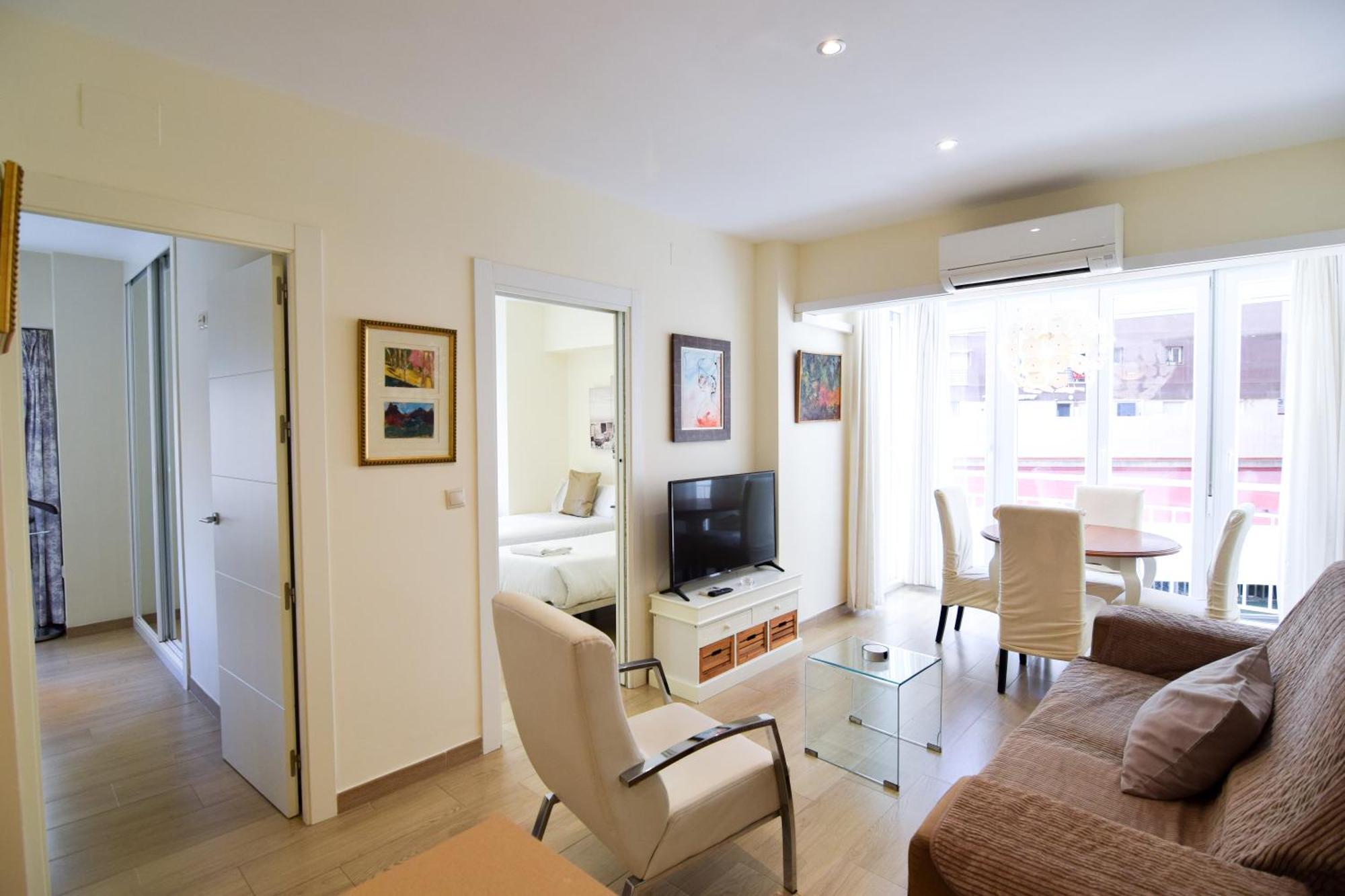 Malagueta Beachside Charm Apartment Malaga Exterior photo